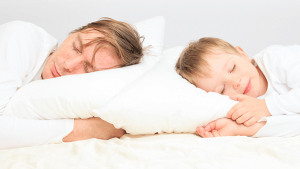 Leia mais sobre o artigo Estas São As Horas De Sono Que Cada Pessoa Precisa De Acordo Com Sua Idade
