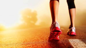 Read more about the article Caminhar Emagrece Mais Do Que Ir à Academia – Mas Essas 3 Regras Precisam Ser Seguidas à Risca